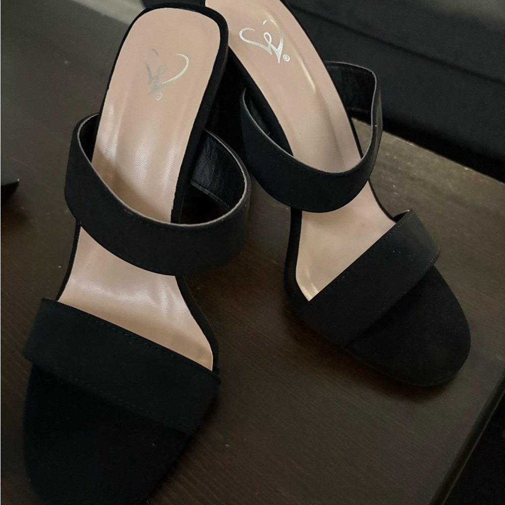 Windsor Black Heeled Sandals